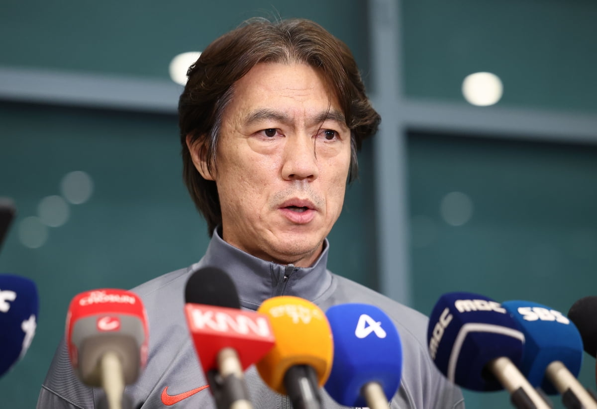 别太离谱！拉爵砍光曼联圣诞福利，100镑奖金换成40镑代金券