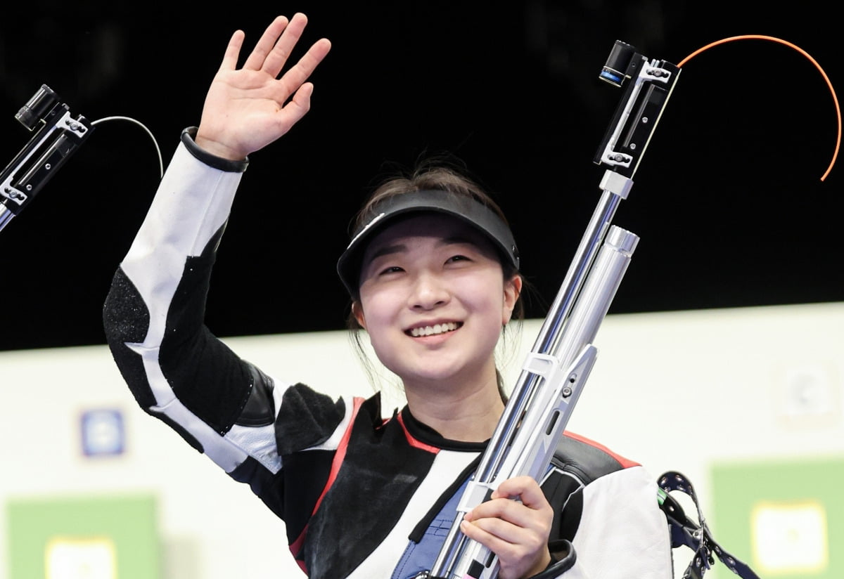 三巨头合砍78分！太阳惊险逆转复仇湖人 杜兰特无解中投制胜