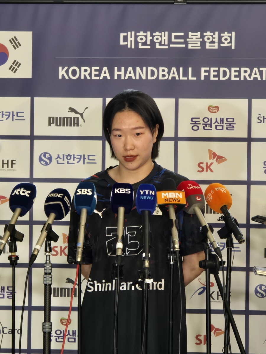 ⚽英超战报：伍德梅开二度 瓦尔迪破门难救主 诺丁汉森林3-1莱斯特城