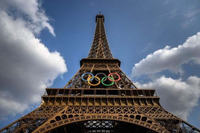 天空体育：博格巴正考虑接受来自英格兰、美国和沙特的报价