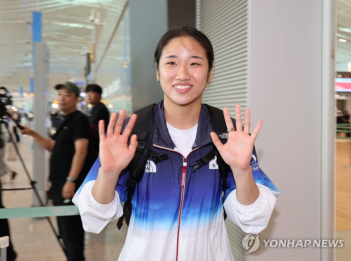 UFL能力值：C罗、梅西、贝林、哈兰德、维尼修斯为91并列最高