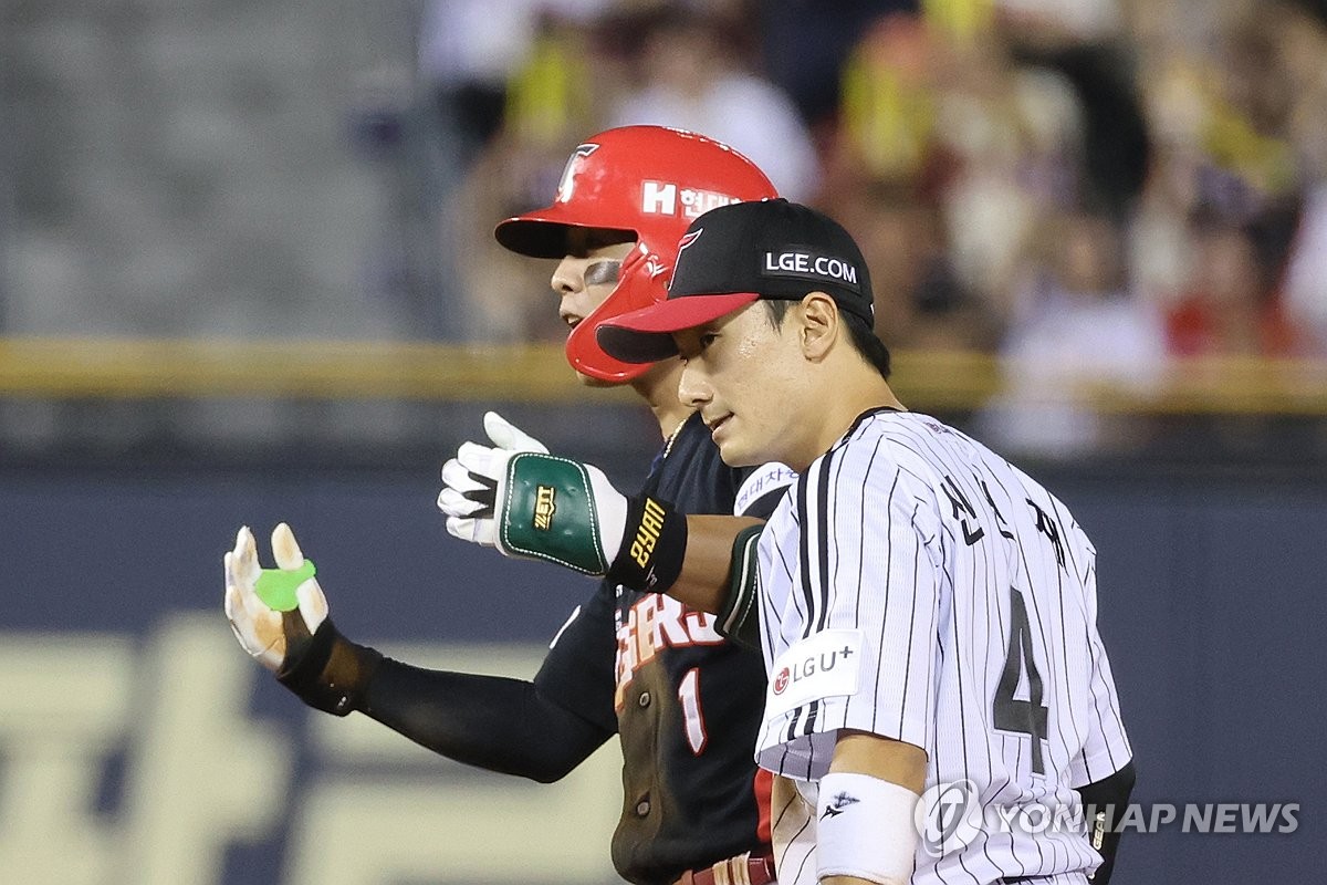 狂投三分！双探花合砍55分绿军险擒森林狼获5连胜