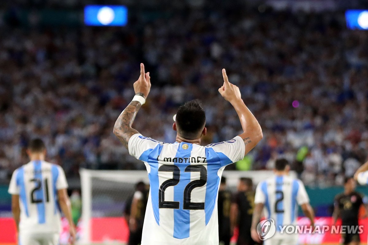 纳格尔斯曼：恩梅加在多特稳定下来了；布兰特近期表现出色