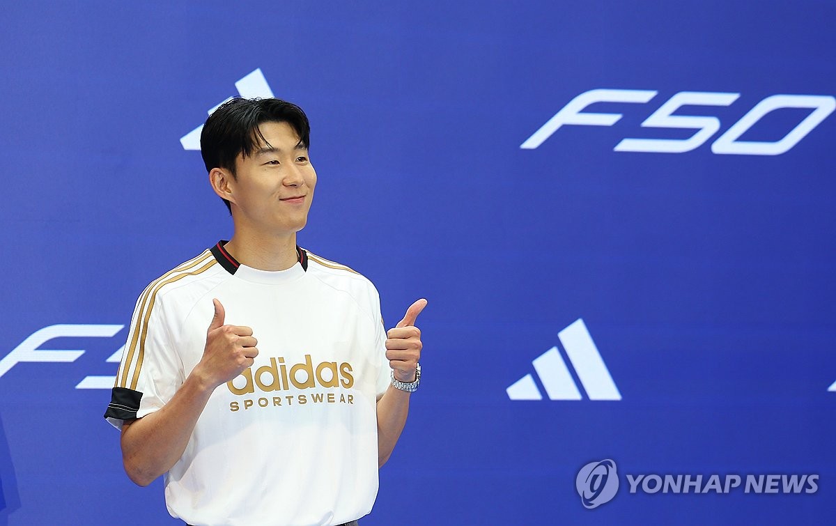 鲁尼：我从16岁就一直被批评；这是我执教生涯中最艰难的一周