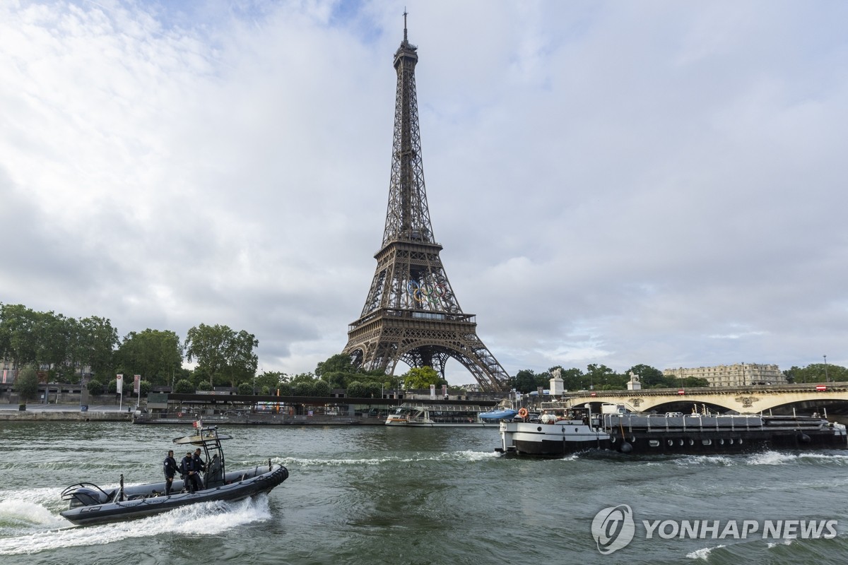 罗杰斯谈客战多特：这将是一场艰难的比赛，多特有顶级阵容